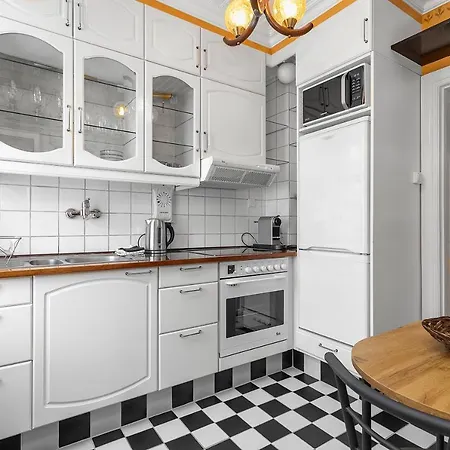 Apartment Charming - Amazing Downtown Location *